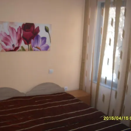 Ema Apartment *